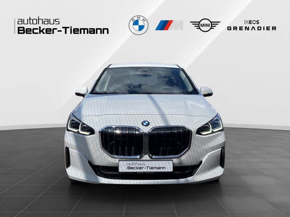 BMW 218
