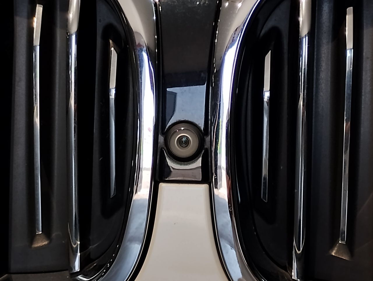 530I