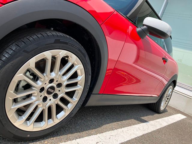 F66 MINI Cooper C 3Dr