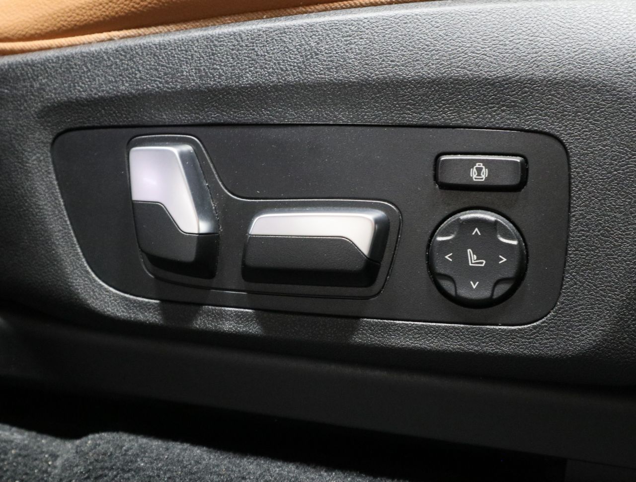 X3 M40i RHD TU