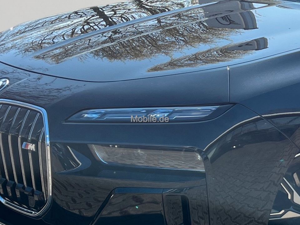 BMW 760