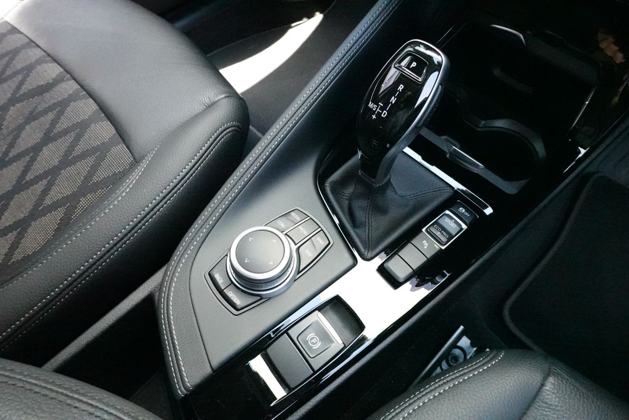 X1 sDrive18i RHD