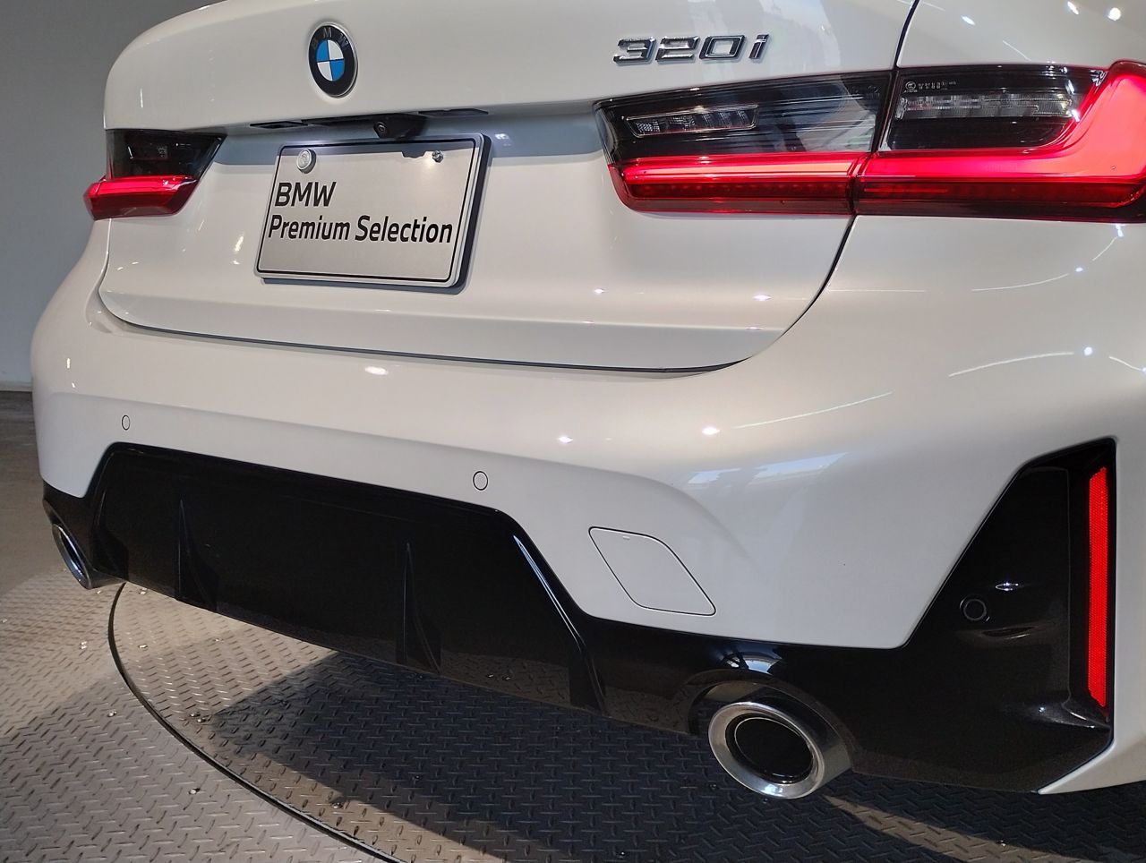 G20 320i Saloon LCI RHD MX