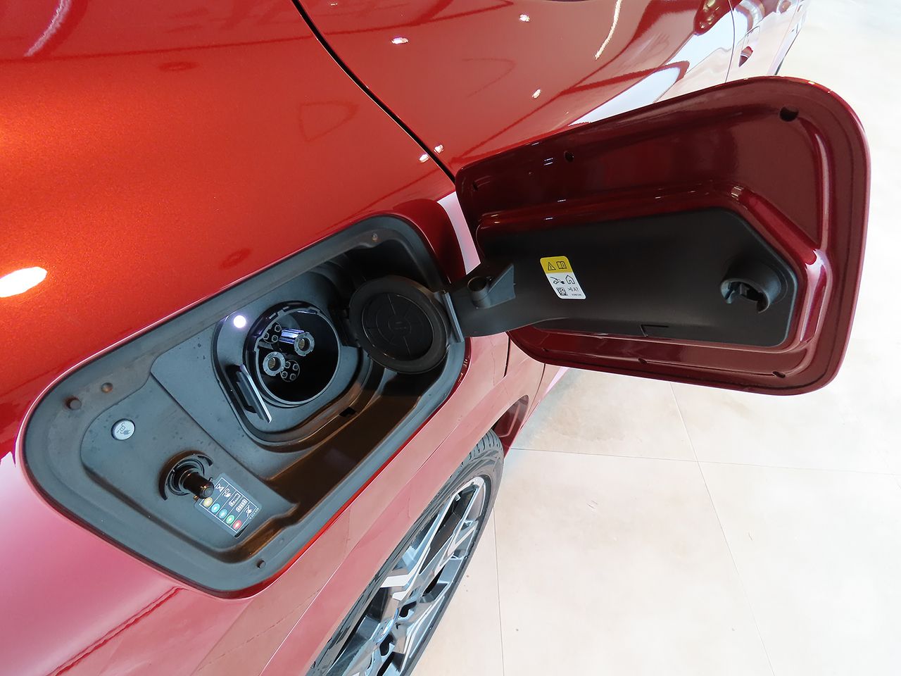 iX2 xDrive30 MSP