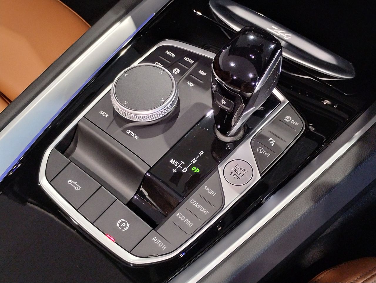G29 z4 sDrive20i RHD