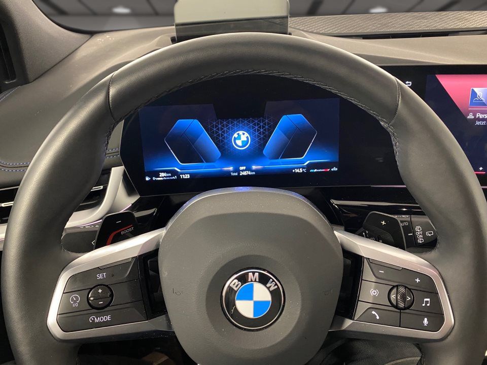 BMW 218