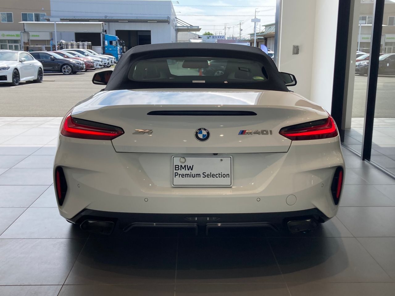 G29 Z4 M40i RHD