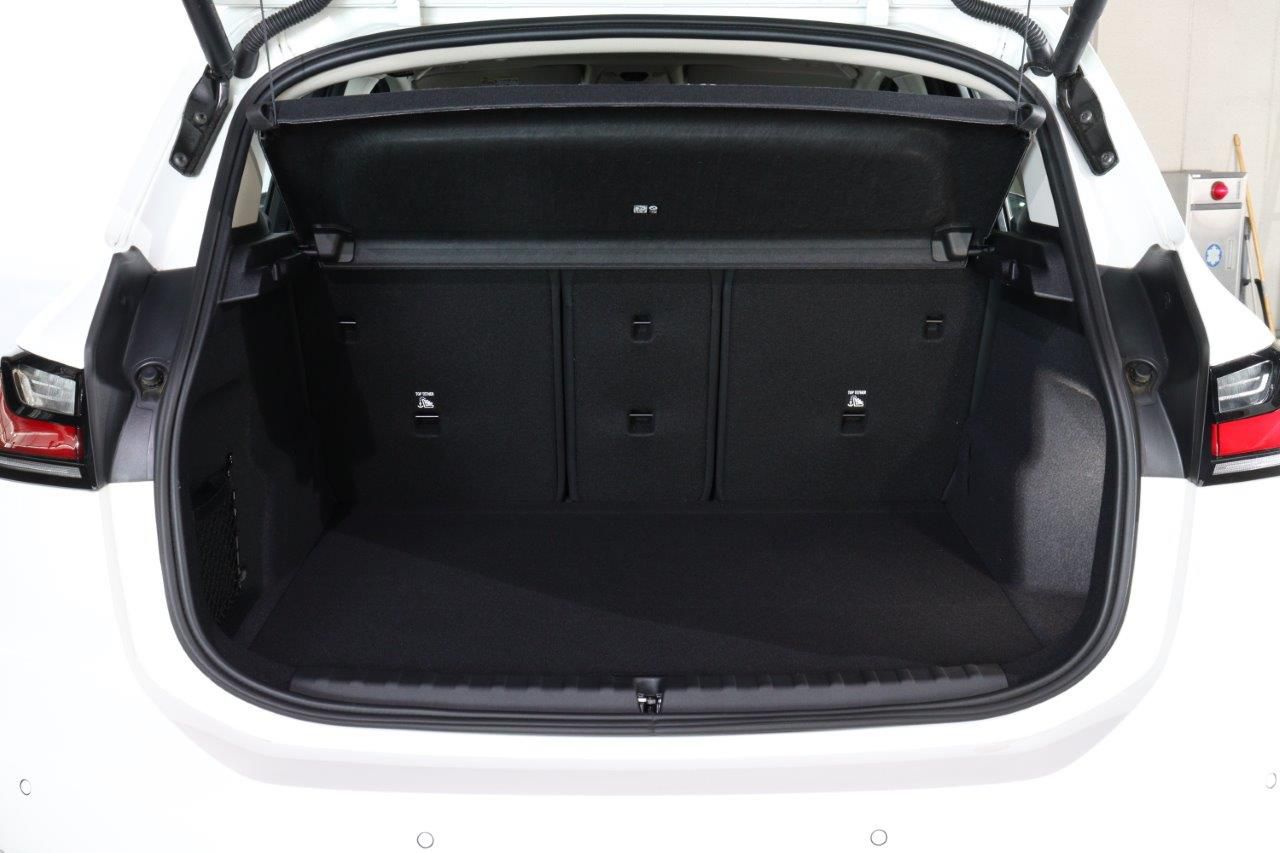 U06 218d Active Tourer B47 2.0d