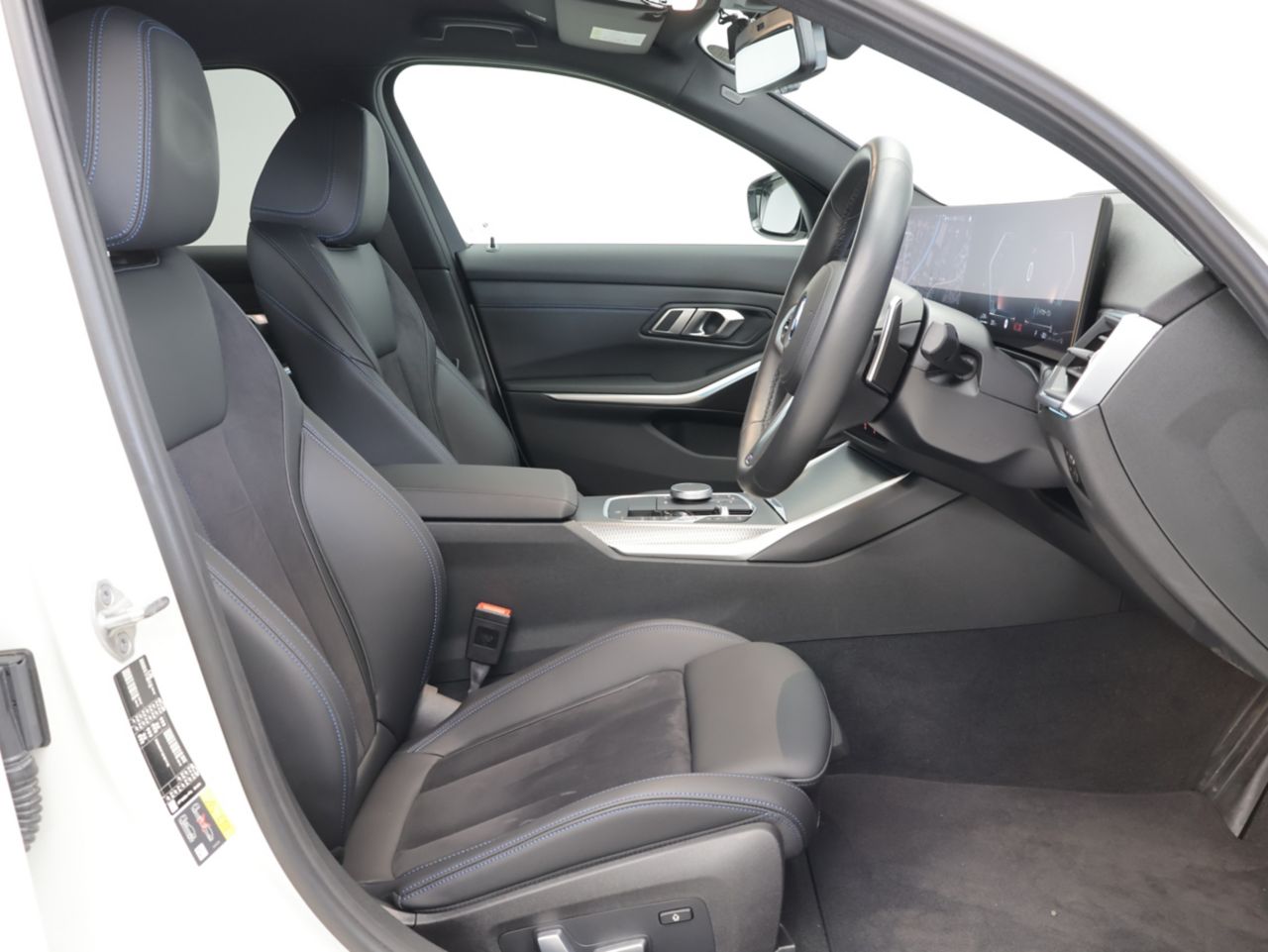 G20 330e Saloon LCI RHD MX