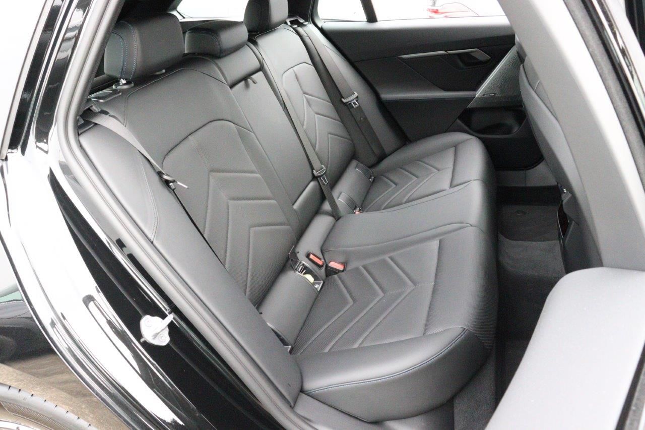 BMW i5 eDrive40 M Sport RHD