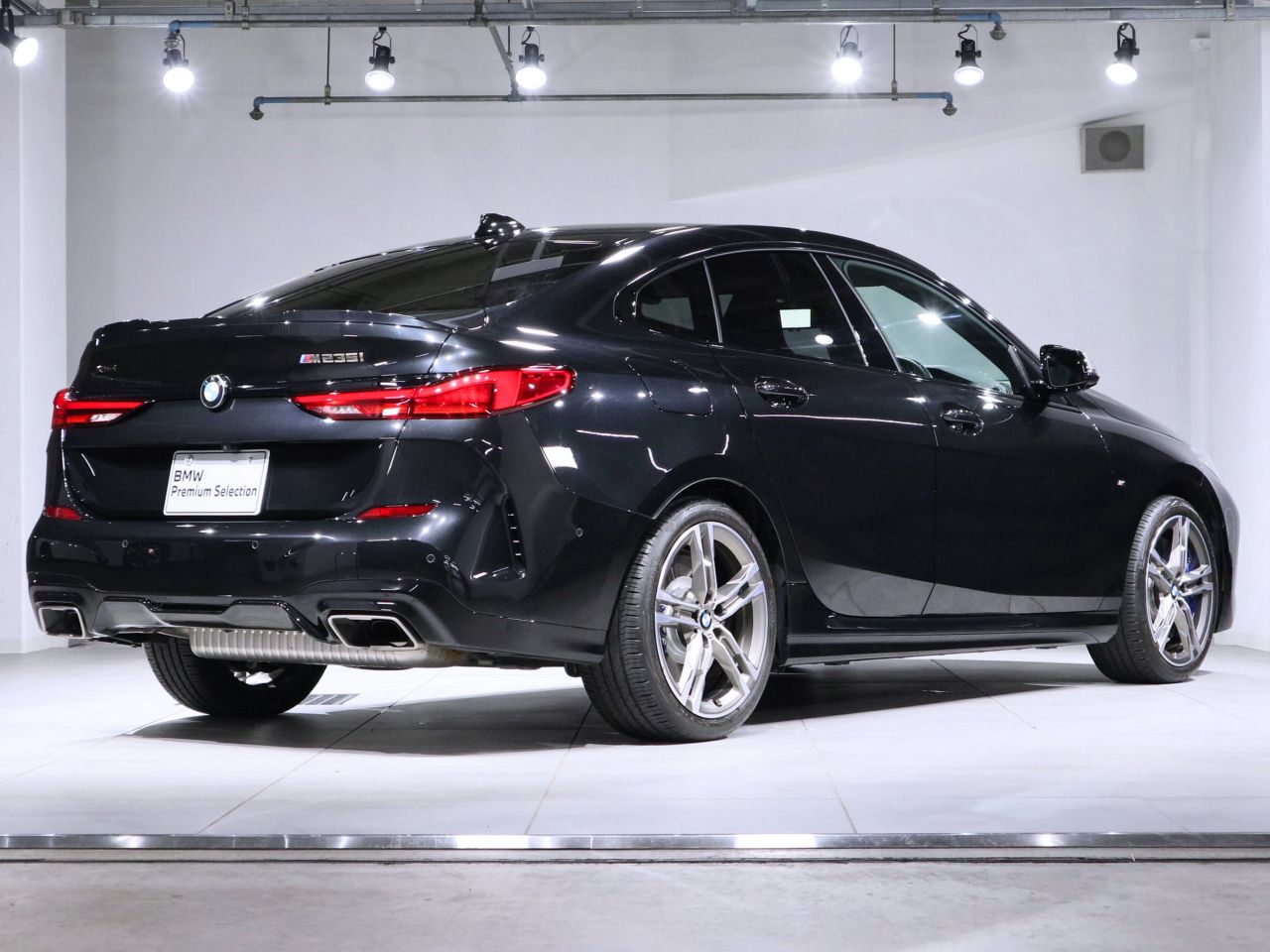 F4* **35i xDrive **** ***** B48 2.0i