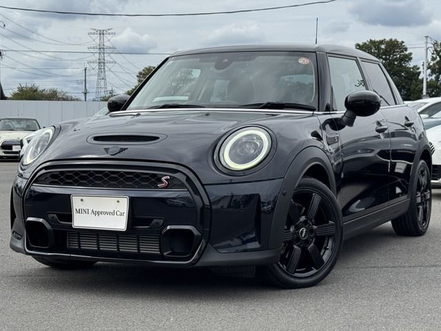 THE NEW MINI COOPER SD 5 DOOR.
