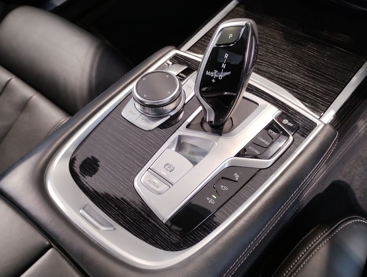 G12 740Li Saloon LCI