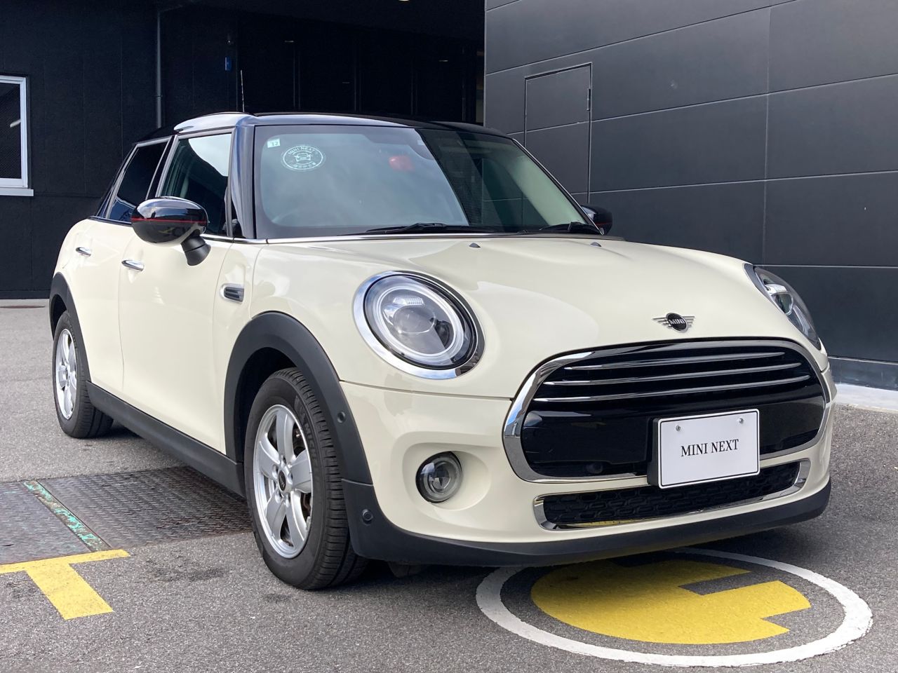 F55 MINI Cooper 5-Door Hatch LCI