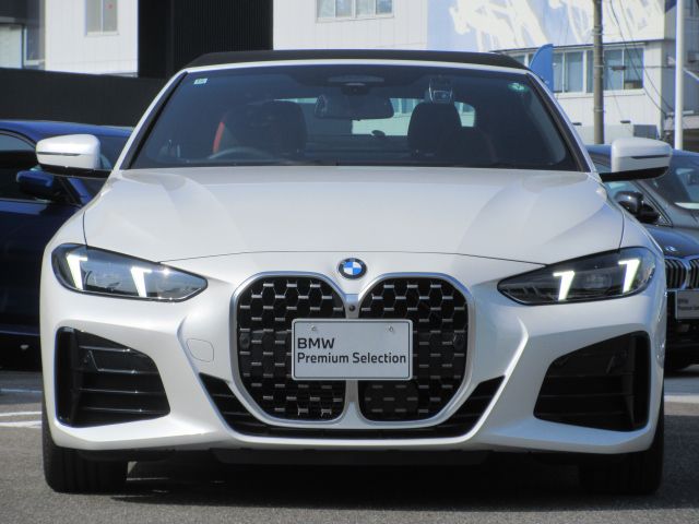 G** 4**i C********** B** 2**i RHD