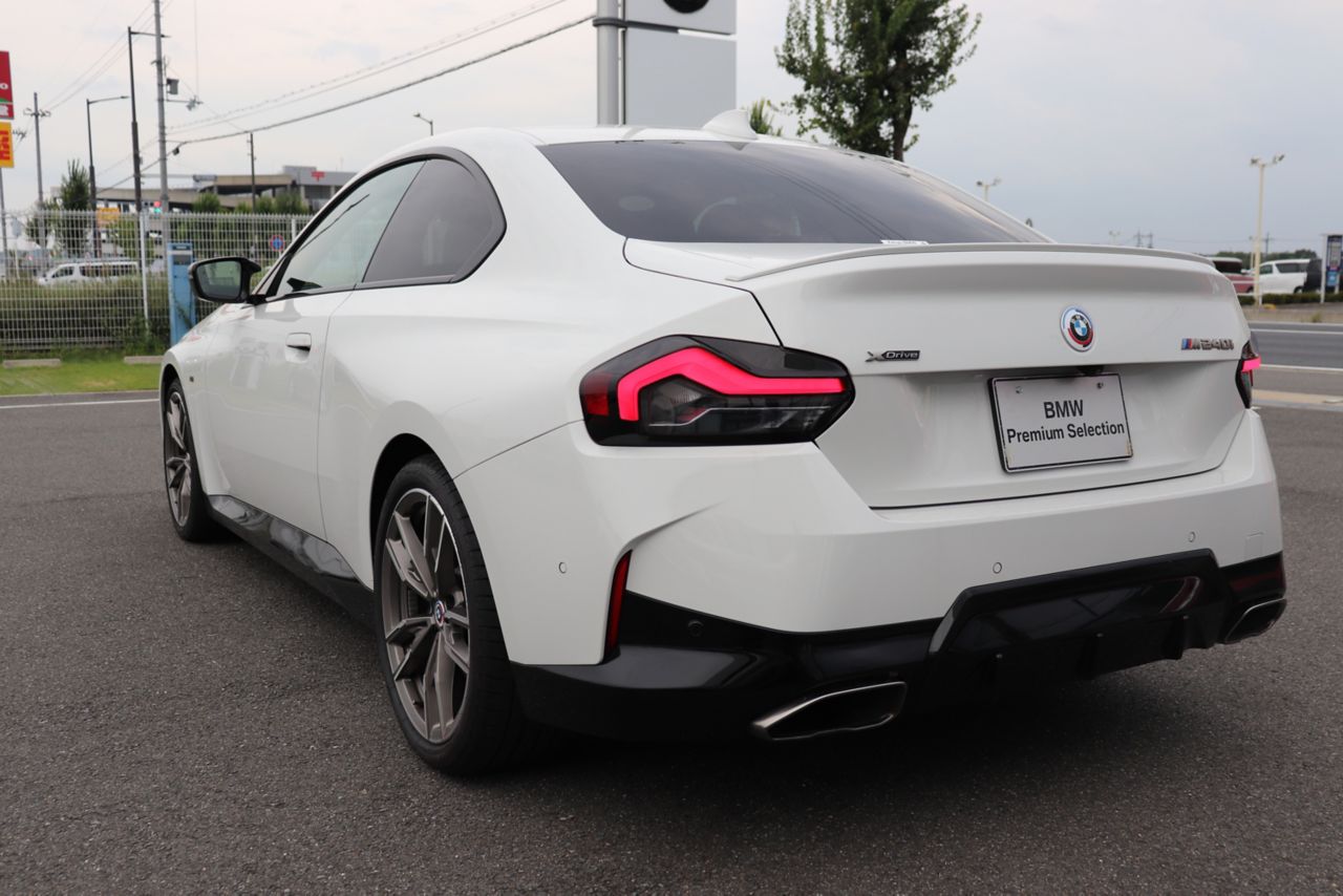 M240i xDrive Coupé RHD