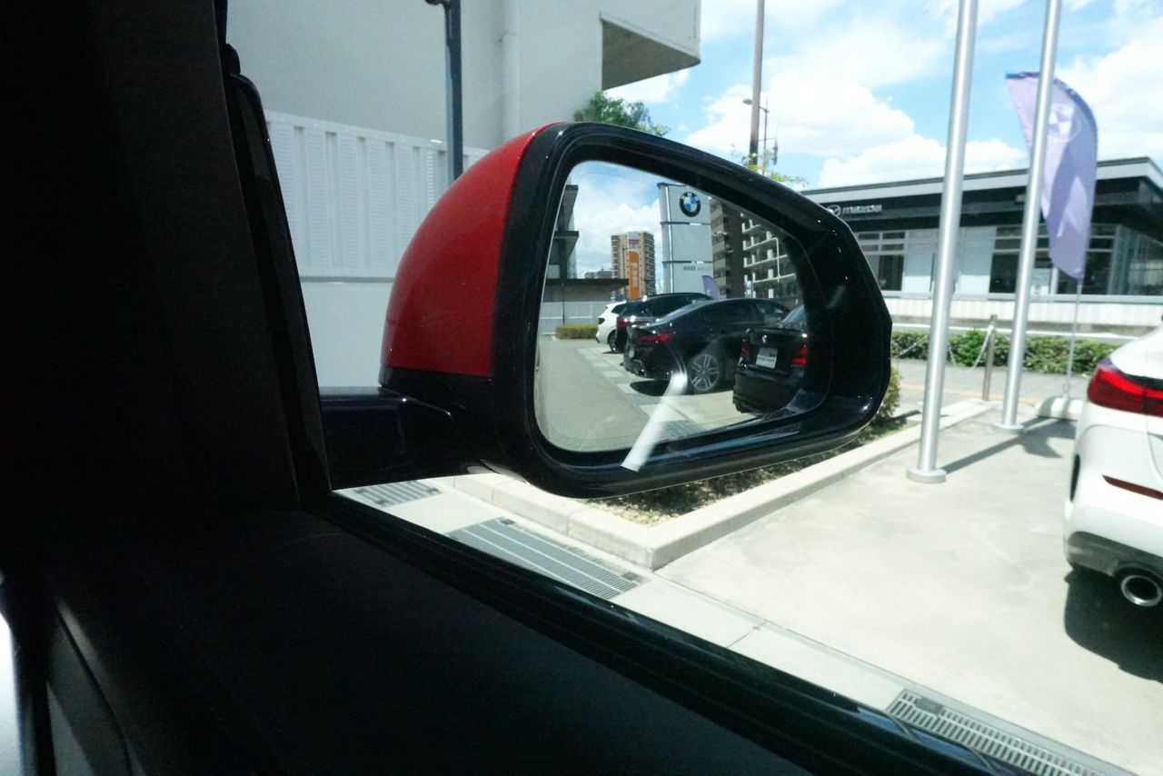 iX2 xDrive30 MSP