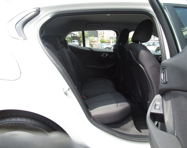 F40 118d Sports Hatch 5-door B47 2.0d