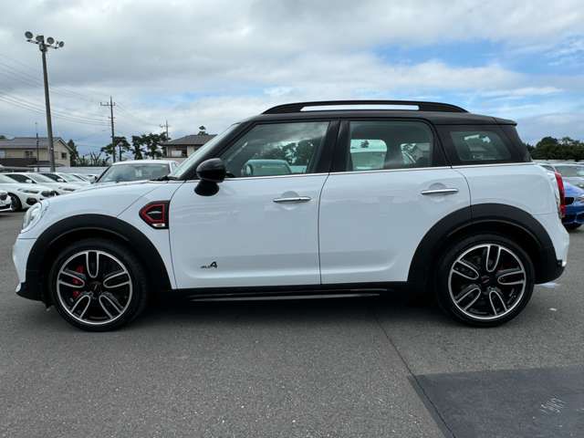 MINI CROSSOVER JCW