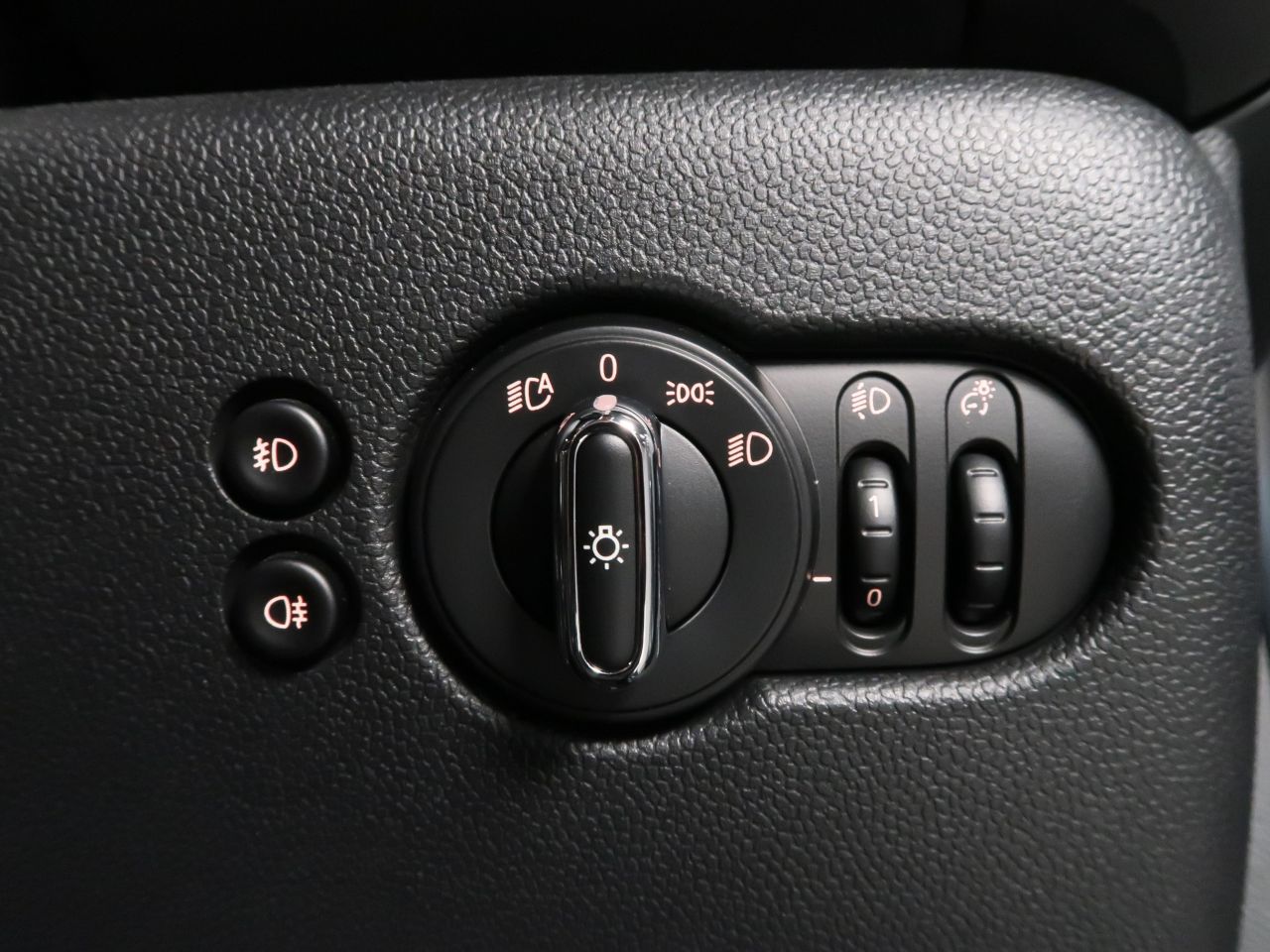 F56 MINI Cooper 3-Door Hatch LCI