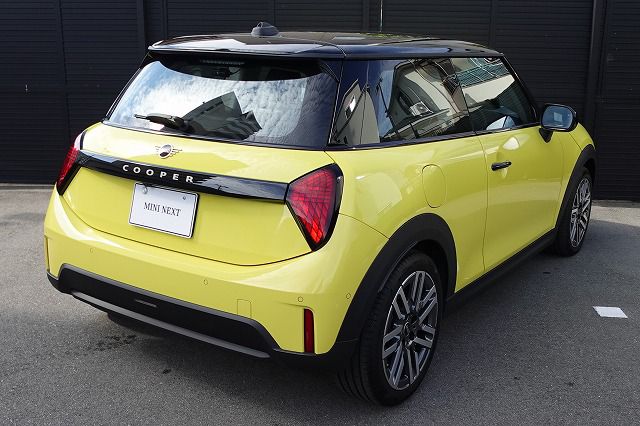 F66 MINI Cooper C 3Dr