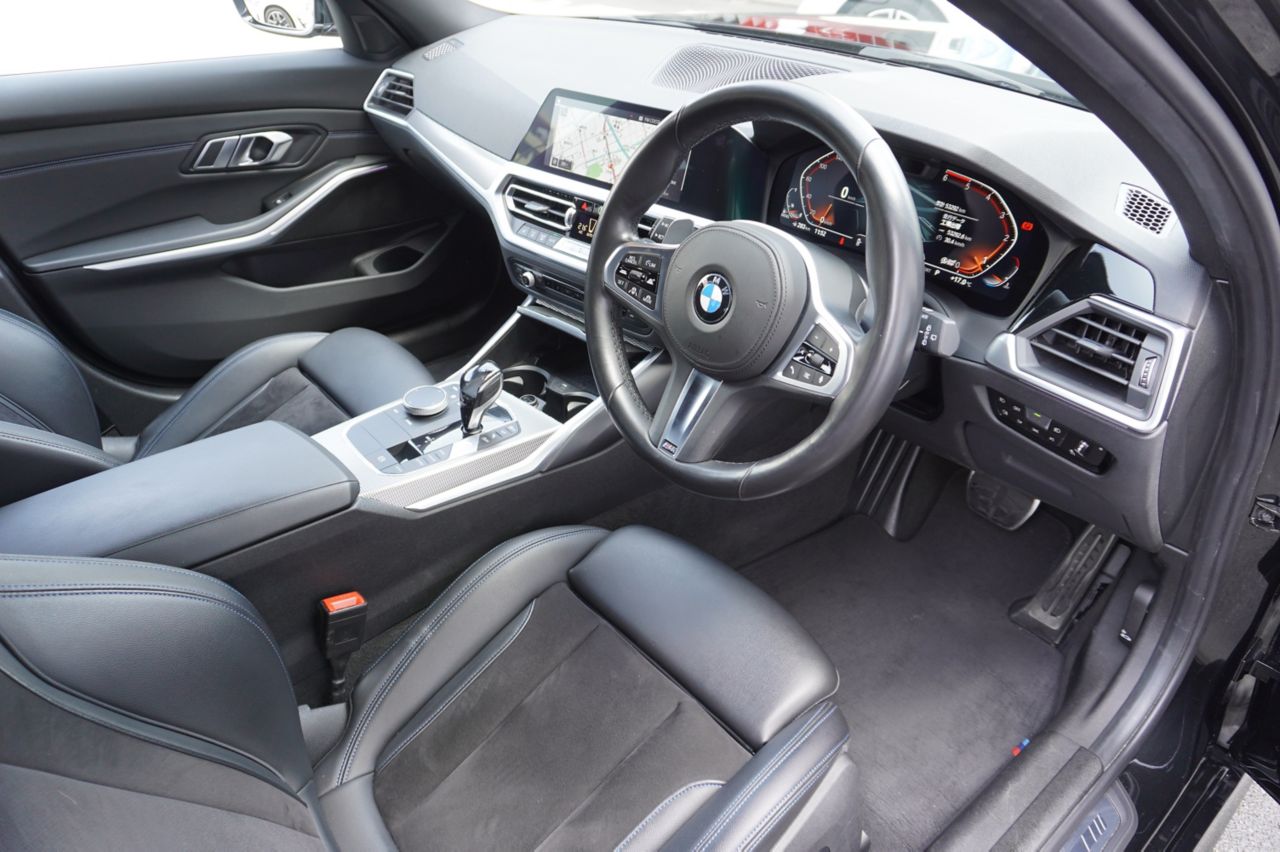 G21 320d xDrive Touring RHD