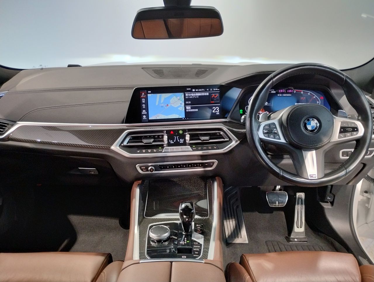 X* M50i RHD