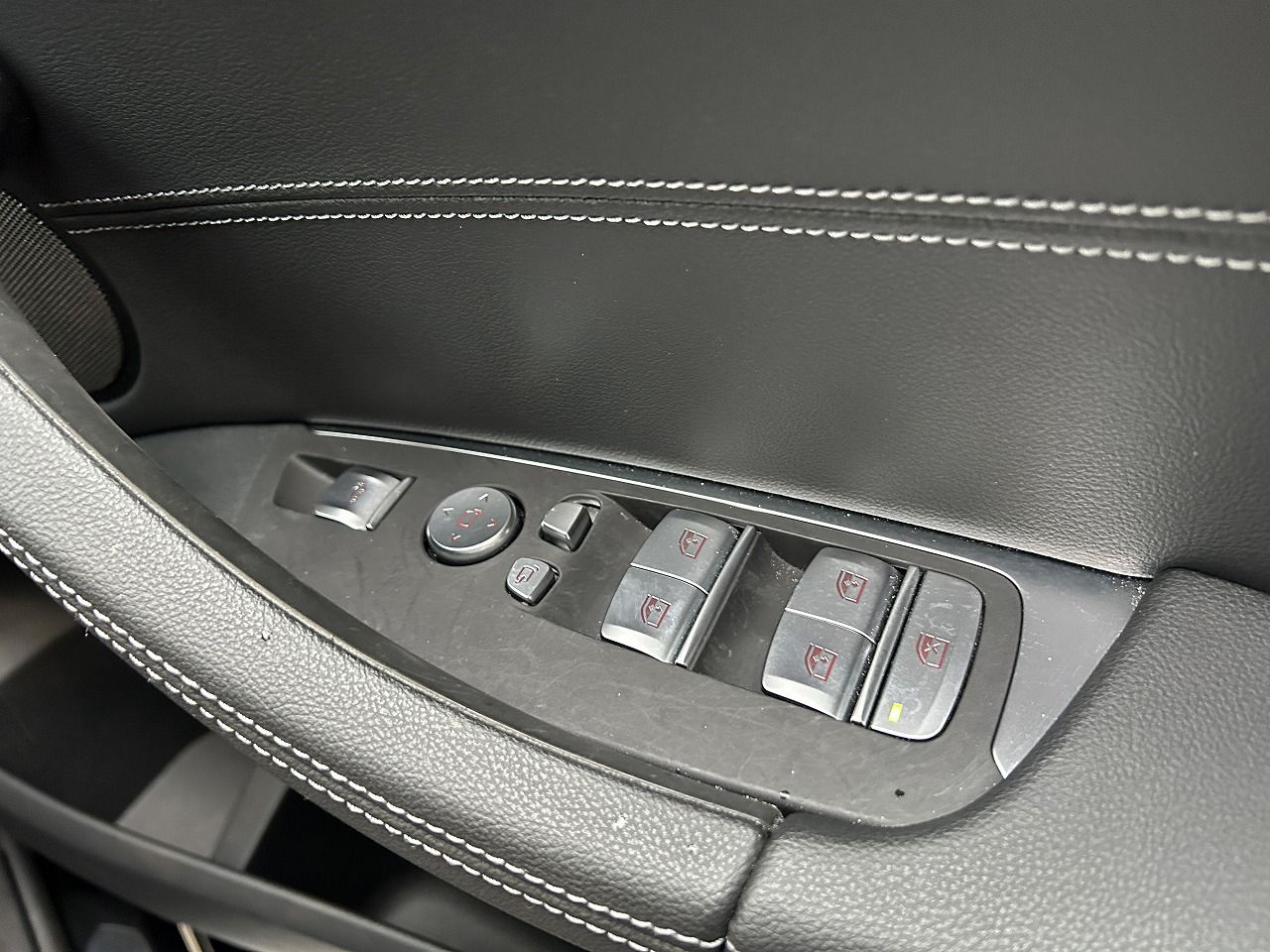 G01 X3 M40d RHD LCI ZA