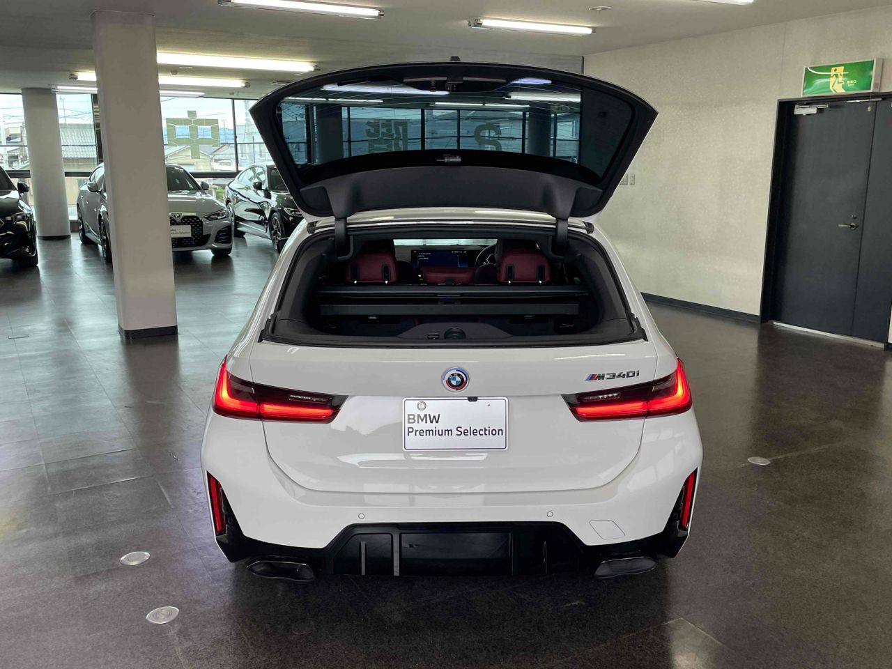 G21 M340i xDrive Touring LCI RHD