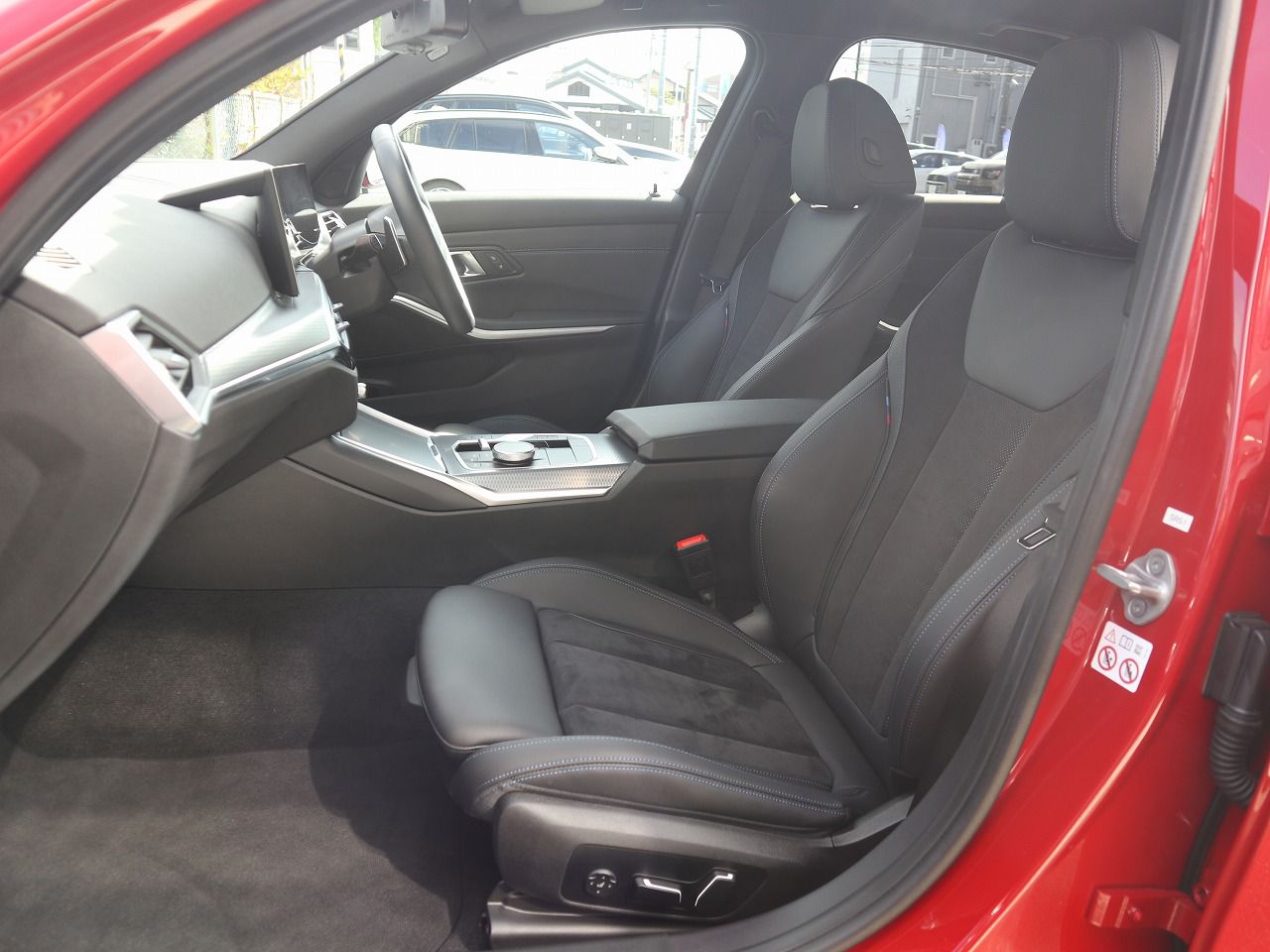320d xDrive Berline RHD
