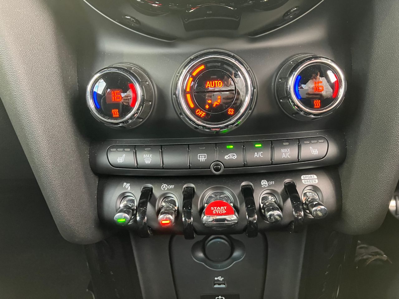 MINI JCW 3 Dr