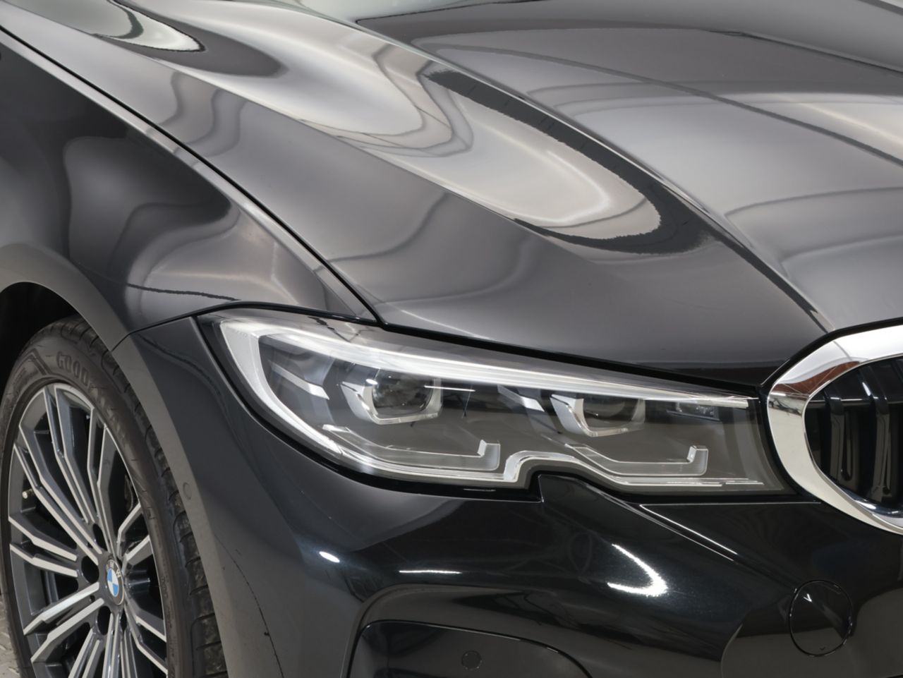 G20 320d xDrive RHD Saloon