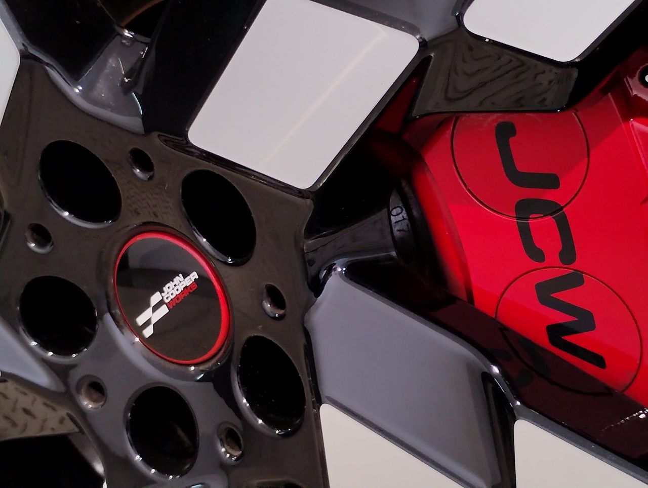 U25 MINI John Cooper Works Countryman ALL4