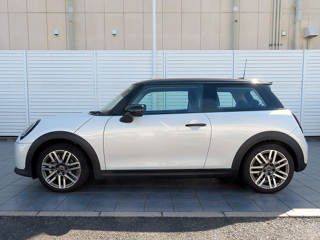 F66 MINI Cooper S 3Dr