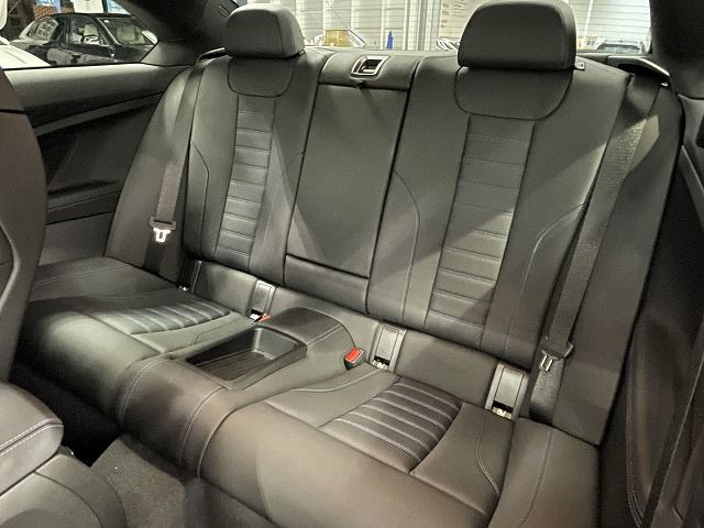 M240i xDrive Coupé RHD