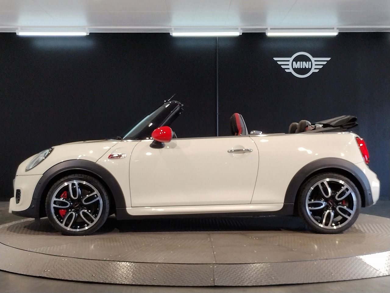 F57 MINI John Cooper Works Convertible LCI