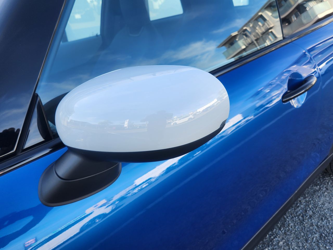 F66 MINI Cooper C 3Dr