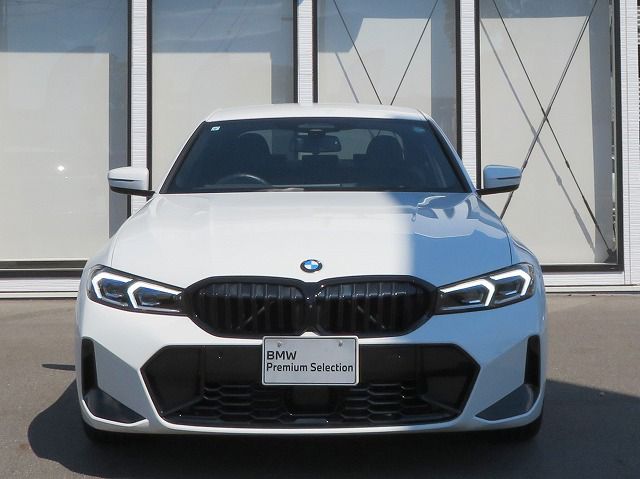 320d xDrive Berline RHD