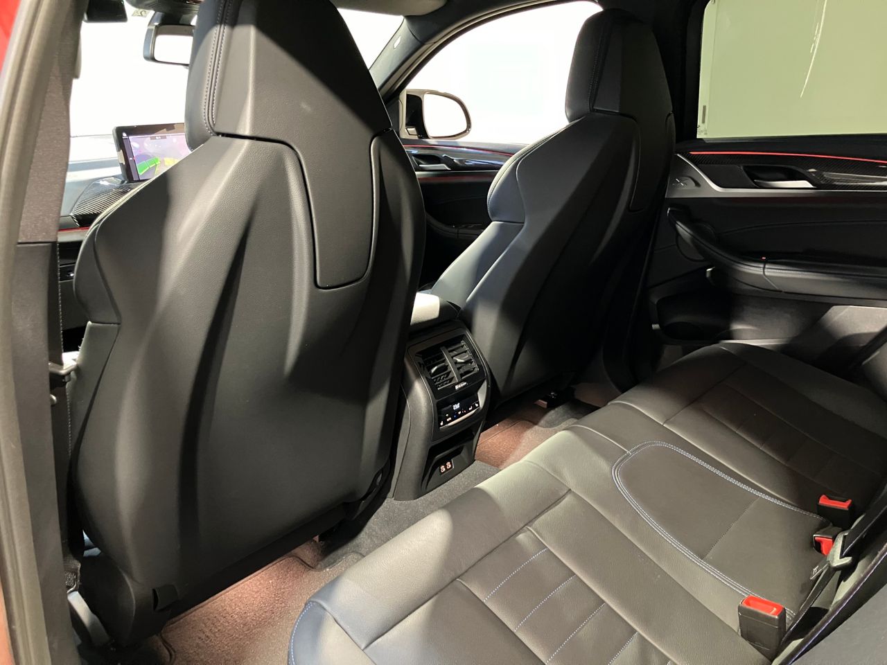 G02 X4 M40i RHD LCI