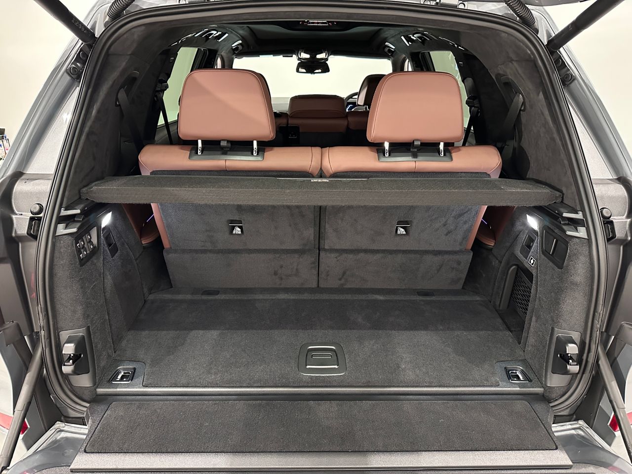 X7 xDrive40d RHD US
