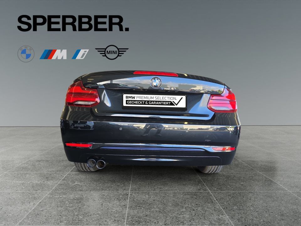 BMW 218