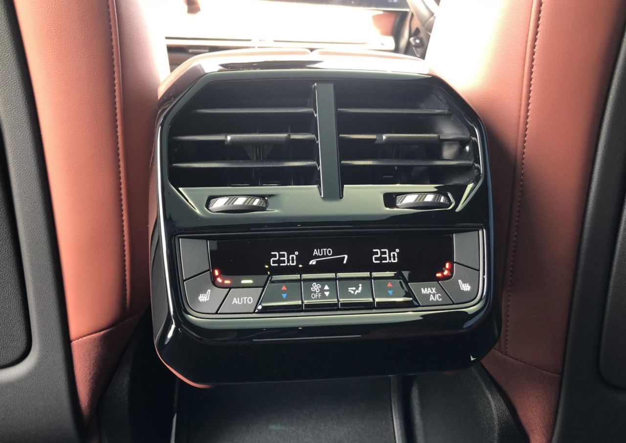 i20 iX xDrive50