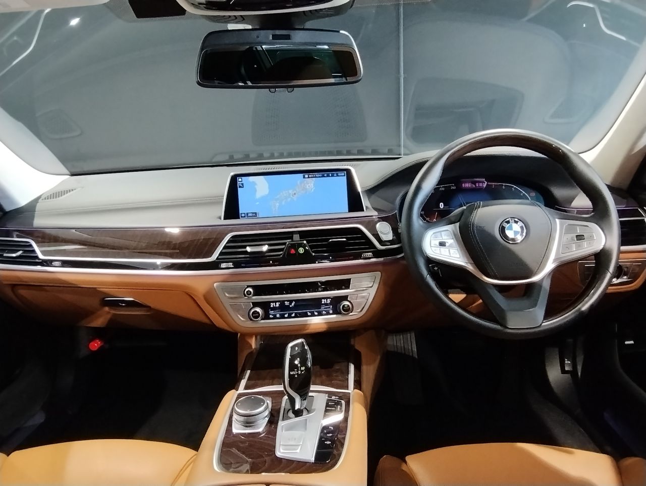 G12 740Li Saloon LCI