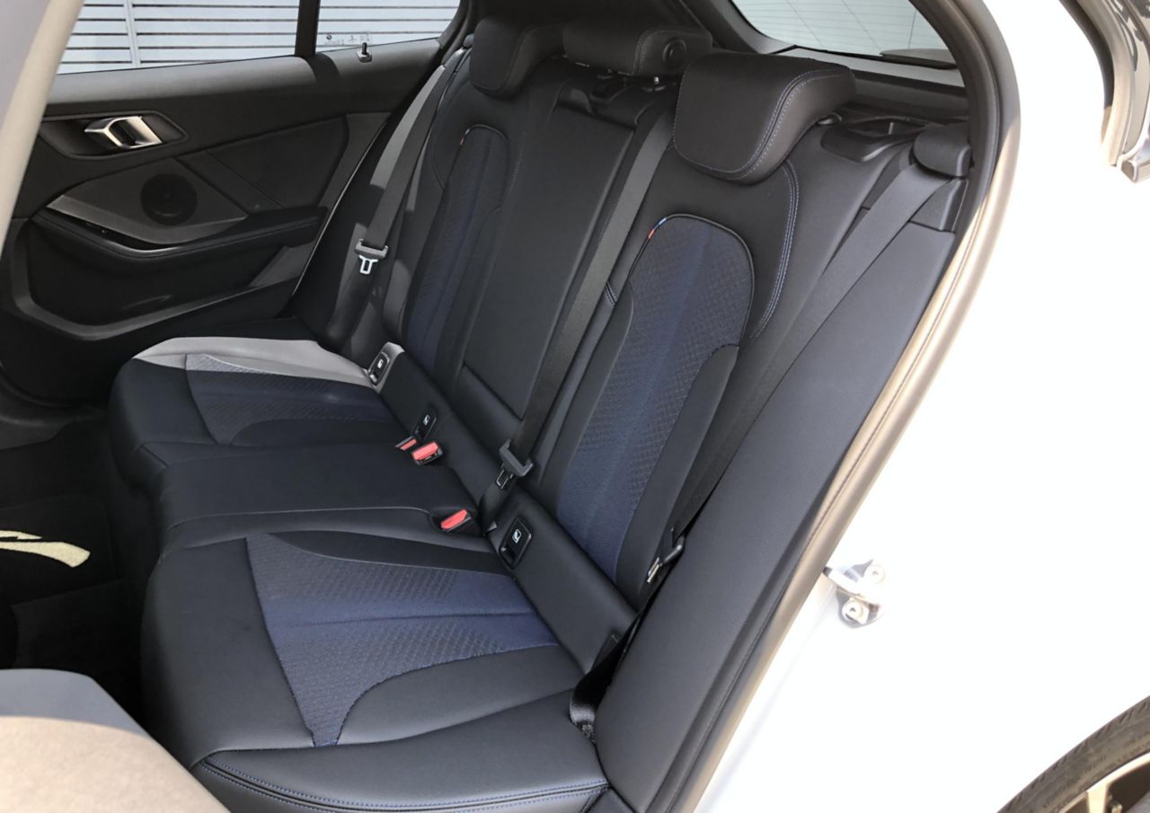 F40 118d Sports Hatch 5-door B47 2.0d