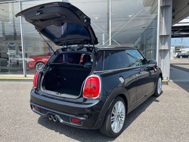 F56 MINI COOPER S