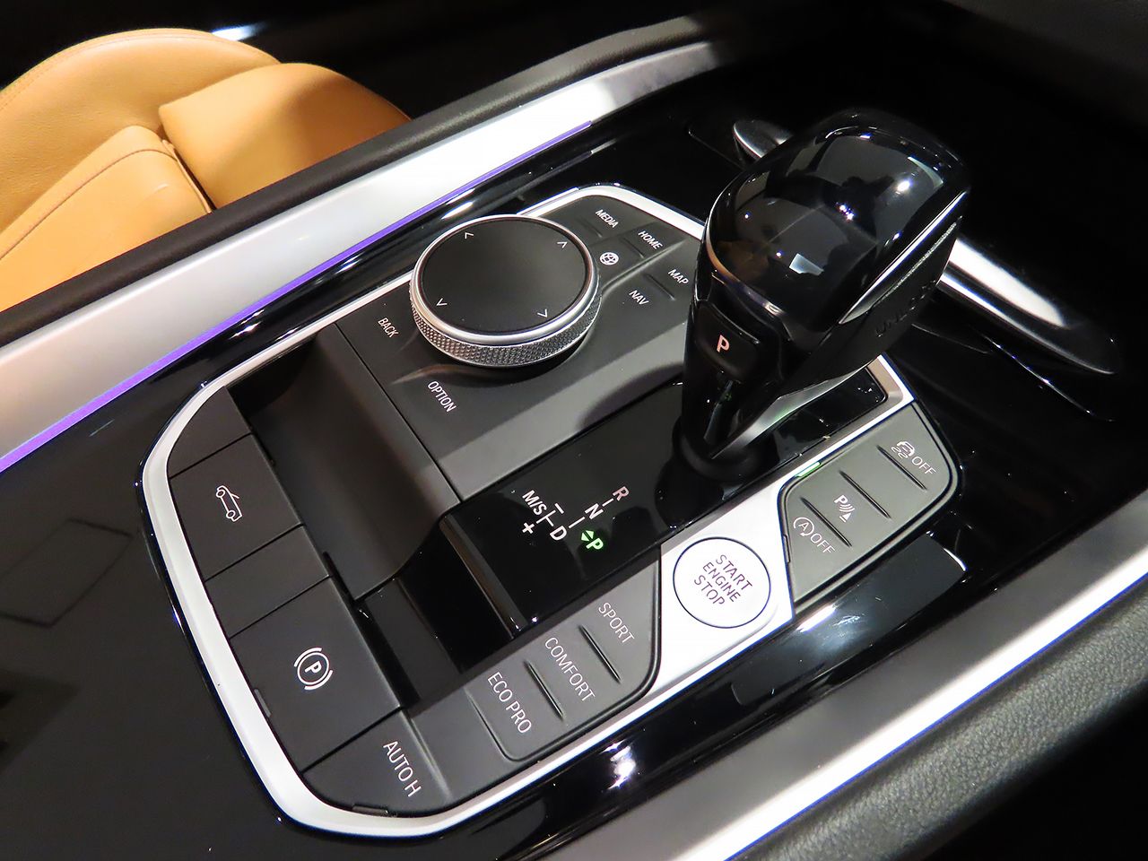 G29 z4 sDrive20i RHD