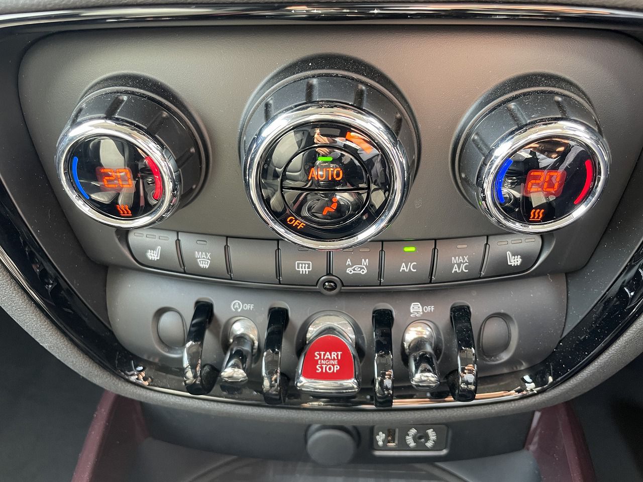 MINI COOPER S CLUBMAN