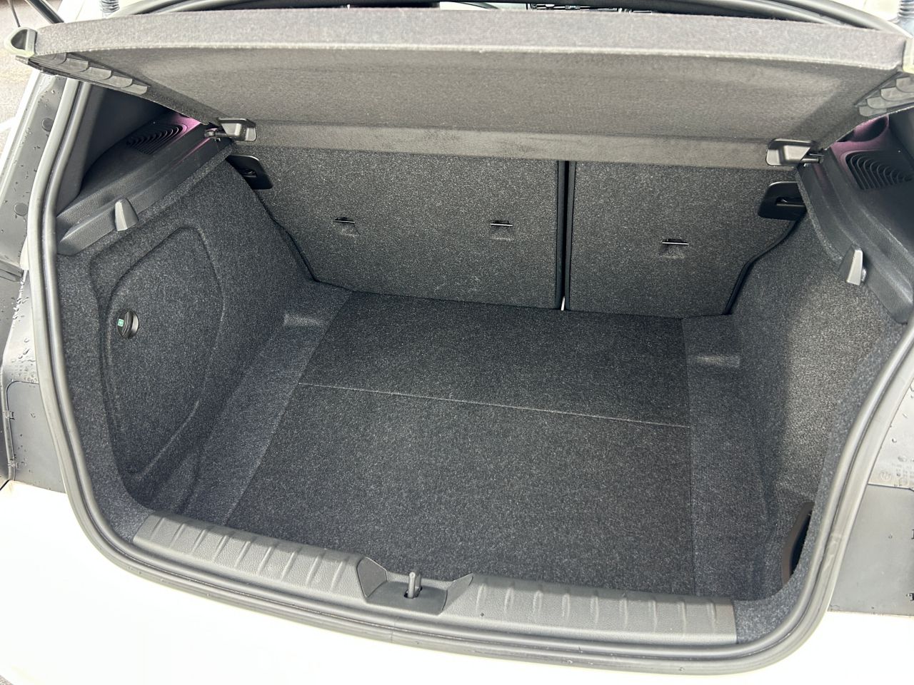 116I 5DOOR RHD