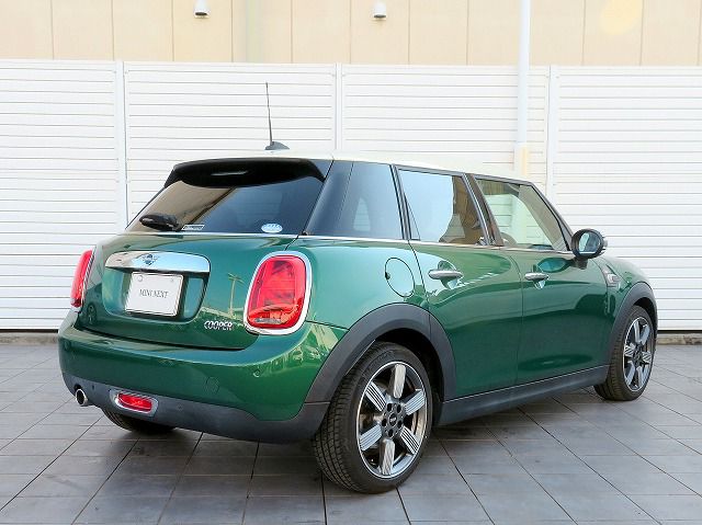 F55 MINI Cooper 5-Door Hatch LCI