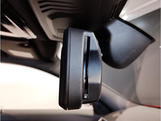 G20 320d xDrive RHD Saloon